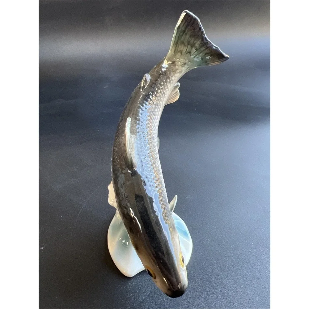 W. GERMANY GOEBEL TROUT FISH PORCELAIN FIGURINE CS 210 - TMK 6 - 1966 - 5 3/8